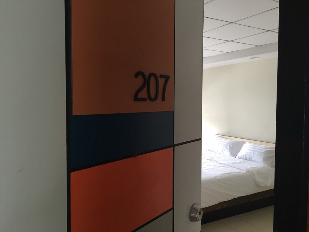 Room At Prachachuen Nonthaburi Kültér fotó